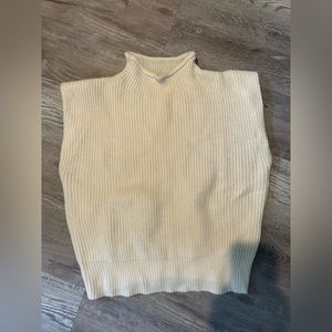 Sleeveless turtleneck sweater